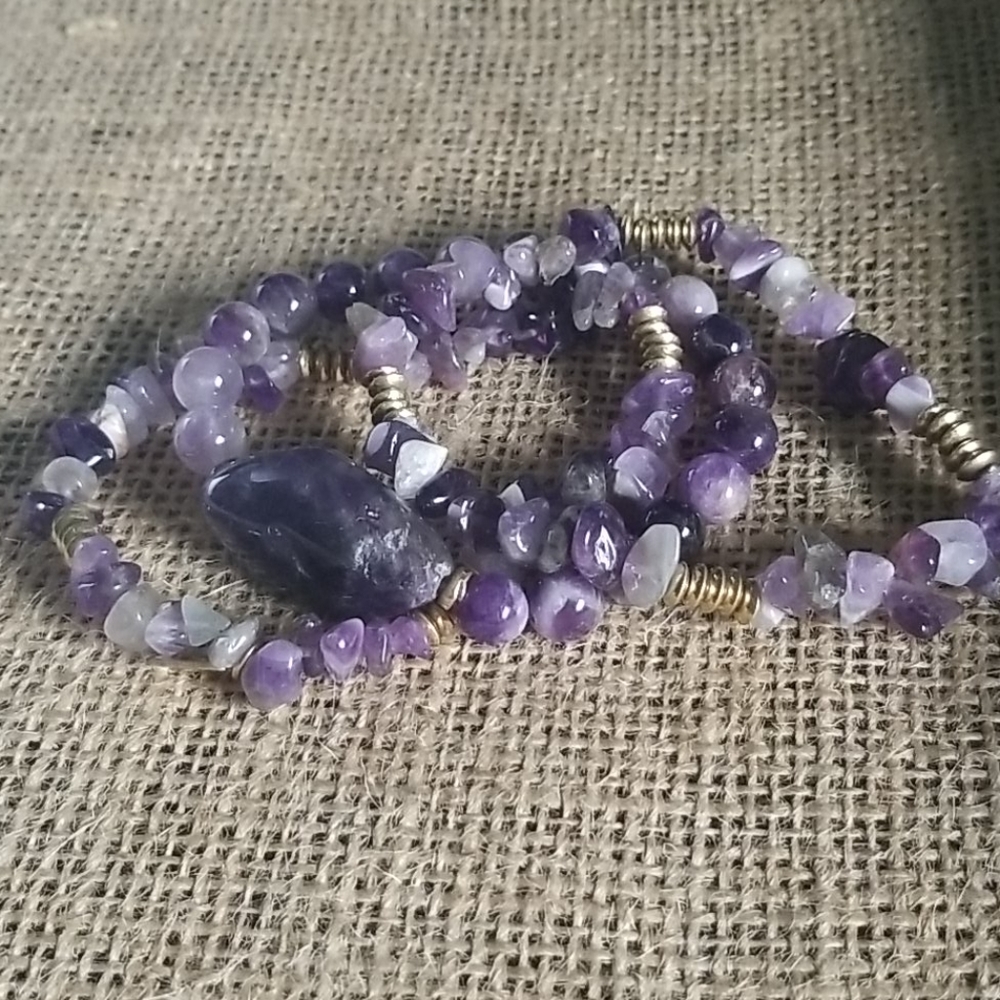 Vivi purple stone gold stretch bracelet  set